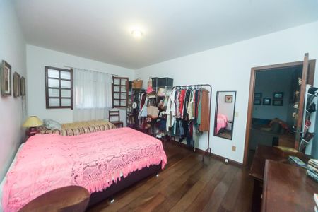 Casa de condomínio à venda com 351m², 5 quartos e 5 vagasquarto  | casa 2