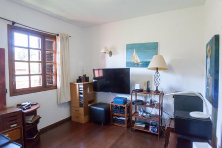 Casa de condomínio à venda com 351m², 4 quartos e 5 vagas Casa de condomínio à venda com 351m², 4 quartos e 5 vagasQuarto 3