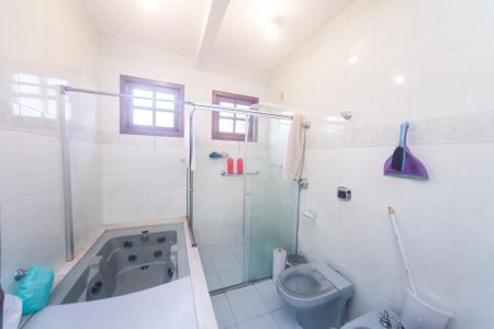 Casa de condomínio à venda com 351m², 5 quartos e 5 vagasBanheiro Social