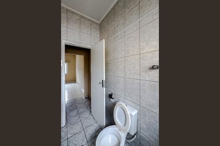 Casa para alugar com 250m², 3 quartos e 4 vagas Casa para alugar com 250m², 3 quartos e 4 vagasBanheiro da Suíte