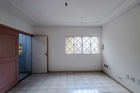 Casa para alugar com 250m², 3 quartos e 4 vagas Casa para alugar com 250m², 3 quartos e 4 vagasSala