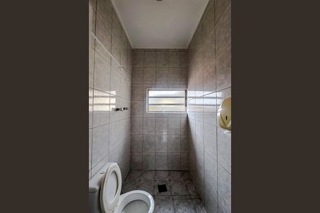 Casa para alugar com 250m², 3 quartos e 4 vagas Casa para alugar com 250m², 3 quartos e 4 vagasBanheiro da Suíte