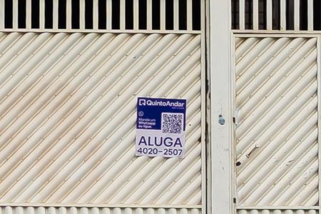 Casa para alugar com 250m², 3 quartos e 6 vagas Casa para alugar com 250m², 3 quartos e 6 vagasPlaca