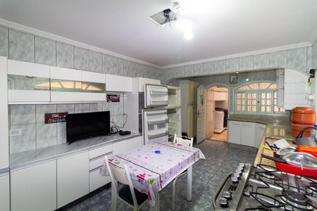 Casa para alugar com 250m², 3 quartos e 6 vagas Casa para alugar com 250m², 3 quartos e 6 vagasCozinha