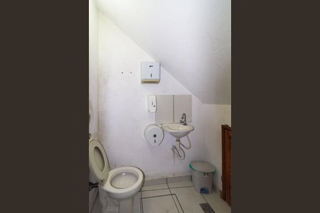 Casa para alugar com 250m², 3 quartos e 6 vagas Casa para alugar com 250m², 3 quartos e 6 vagasBanheiro de serviço