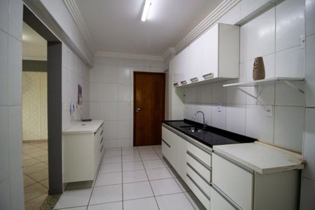 Apartamento para alugar com 155m², 3 quartos e 2 vagas Apartamento para alugar com 155m², 3 quartos e 2 vagasCozinha