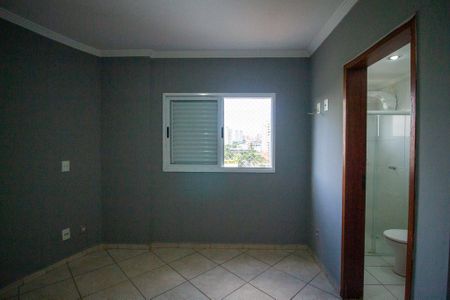 Apartamento para alugar com 155m², 3 quartos e 2 vagas Apartamento para alugar com 155m², 3 quartos e 2 vagasSuite