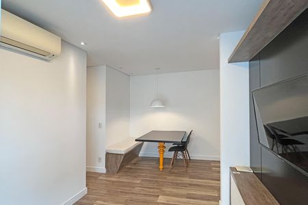 Sala de apartamento para alugar com 2 quartos, 64m² em Pompéia, Santos