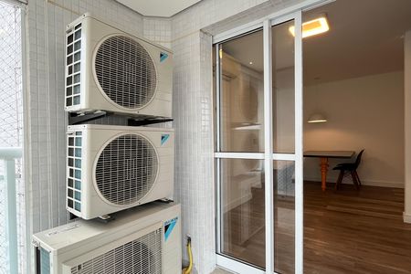 Varanda da Sala de apartamento para alugar com 2 quartos, 64m² em Pompéia, Santos