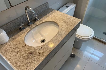 Apartamento para alugar com 64m², 2 quartos e 1 vagaBanheiro da Suíte