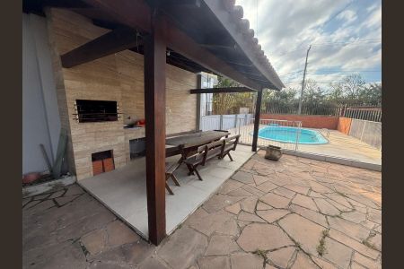 Casa à venda com 250m², 3 quartos e 5 vagas
