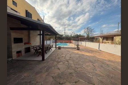 Casa à venda com 250m², 3 quartos e 5 vagas
