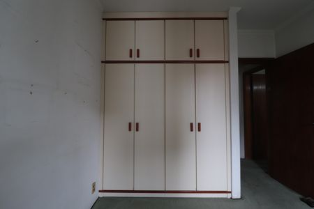 Apartamento para alugar com 154m², 3 quartos e 2 vagasQuarto 2
