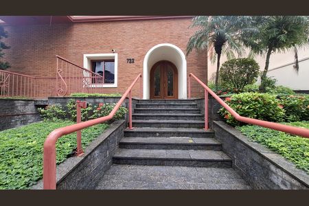 Apartamento para alugar com 154m², 3 quartos e 2 vagas Apartamento para alugar com 154m², 3 quartos e 2 vagasFachada bloco