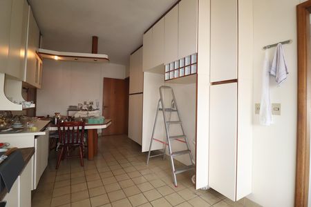 Apartamento para alugar com 154m², 3 quartos e 2 vagasCozinha