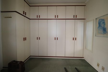 Apartamento para alugar com 154m², 3 quartos e 2 vagasQuarto 3