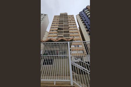 Apartamento à venda com 118m², 3 quartos e 1 vaga Apartamento à venda com 118m², 3 quartos e 1 vagaFachada