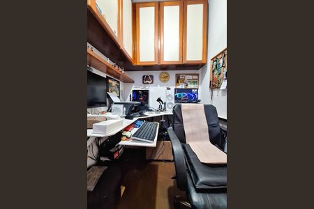 Apartamento à venda com 113m², 3 quartos e 1 vaga Apartamento à venda com 113m², 3 quartos e 1 vagaEscritório