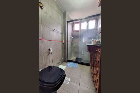 Apartamento à venda com 113m², 3 quartos e 1 vaga Apartamento à venda com 113m², 3 quartos e 1 vagaBanheiro 2