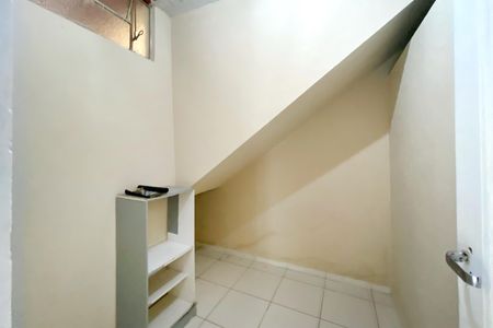 Casa à venda com 420m², 4 quartos e 1 vaga Casa à venda com 420m², 4 quartos e 1 vagaEdícula