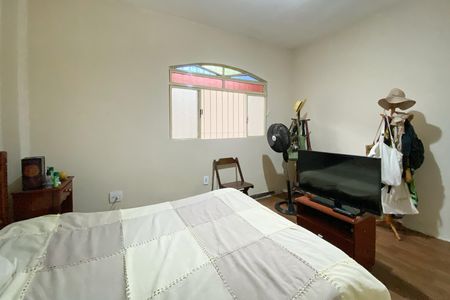 Casa à venda com 420m², 4 quartos e 1 vaga Casa à venda com 420m², 4 quartos e 1 vagaSuite 1
