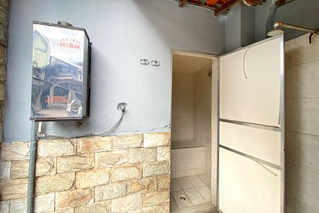 Casa à venda com 420m², 4 quartos e 1 vaga Casa à venda com 420m², 4 quartos e 1 vagaSauna