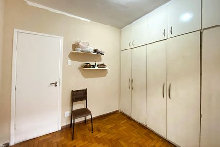 Casa à venda com 420m², 4 quartos e 1 vaga Casa à venda com 420m², 4 quartos e 1 vagaQuarto 2