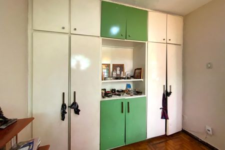 Casa à venda com 420m², 4 quartos e 1 vaga Casa à venda com 420m², 4 quartos e 1 vagaQuarto 3