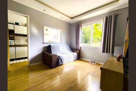 Sala de apartamento para alugar com 1 quarto, 38m² em Glória, Porto Alegre