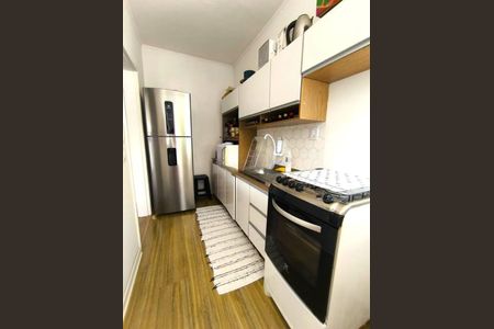 Cozinha de apartamento para alugar com 1 quarto, 38m² em Glória, Porto Alegre