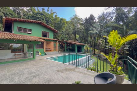 Casa para alugar com 5000m², 6 quartos e 6 vagas Casa para alugar com 5000m², 6 quartos e 6 vagasPiscina