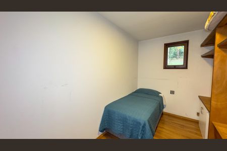 Casa para alugar com 5000m², 6 quartos e 6 vagas Casa para alugar com 5000m², 6 quartos e 6 vagasQuarto 5