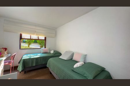 Quarto 1 de casa para alugar com 6 quartos, 5m² em Guarapiranga, São Paulo
