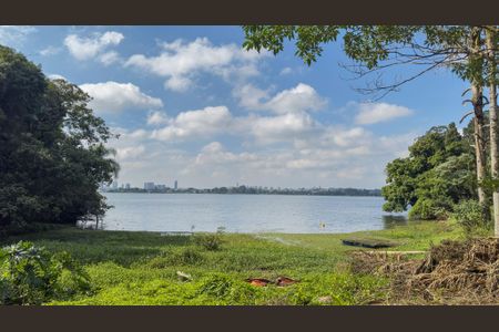 Casa para alugar com 5000m², 6 quartos e 6 vagas Casa para alugar com 5000m², 6 quartos e 6 vagasÁrea comum