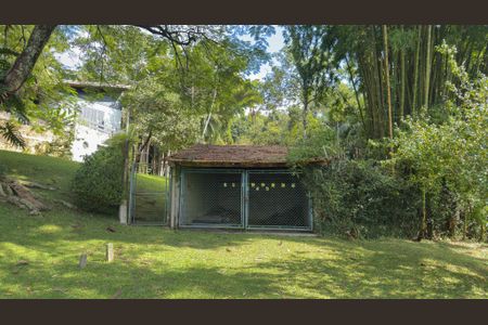 Casa para alugar com 5000m², 6 quartos e 6 vagas Casa para alugar com 5000m², 6 quartos e 6 vagasÁrea comum