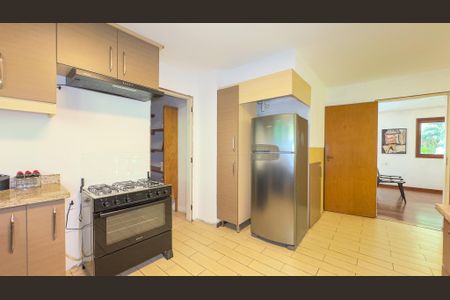 Casa para alugar com 5000m², 6 quartos e 6 vagas Casa para alugar com 5000m², 6 quartos e 6 vagasCozinha