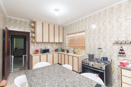 Casa à venda com 330m², 3 quartos e 3 vagas Casa à venda com 330m², 3 quartos e 3 vagasCozinha