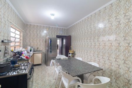 Casa à venda com 330m², 3 quartos e 3 vagas Casa à venda com 330m², 3 quartos e 3 vagasCozinha