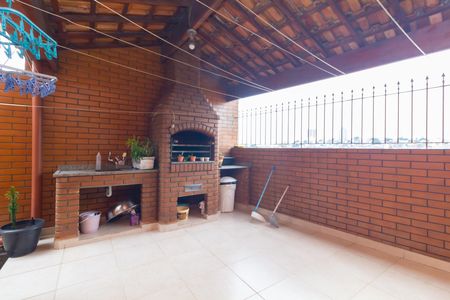 Casa à venda com 330m², 3 quartos e 3 vagas Casa à venda com 330m², 3 quartos e 3 vagasChurrasqueira