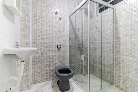 Banheiro de kitnet/studio para alugar com 1 quarto, 30m² em Campos Elíseos, São Paulo