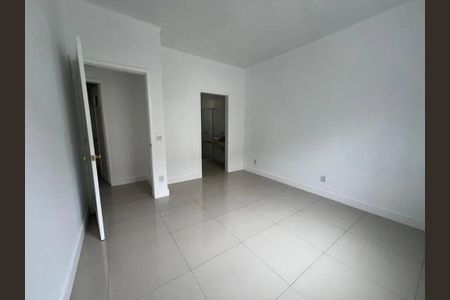Apartamento para alugar com 105m², 3 quartos e sem vagaQuarto 1
