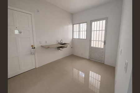 Cozinha de apartamento para alugar com 3 quartos, 105m² em Menino Deus, Porto Alegre