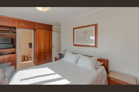 Quarto 1 de apartamento para alugar com 3 quartos, 121m² em Petrópolis, Porto Alegre