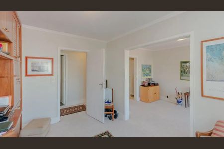 Quarto 2 de apartamento para alugar com 3 quartos, 121m² em Petrópolis, Porto Alegre