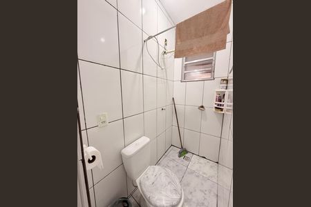 Casa à venda com 234m², 4 quartos e 2 vagasBanheiro 1 - Casa 3