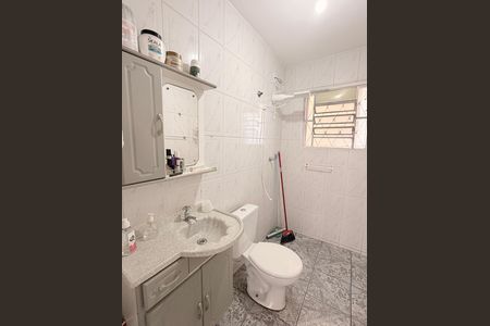 Casa à venda com 234m², 4 quartos e 2 vagasBanheiro 2 - Casa 2