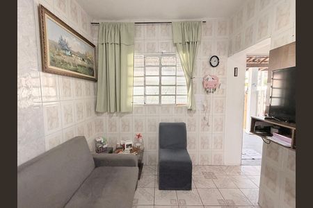 Casa à venda com 234m², 4 quartos e 2 vagasSala - Casa 2