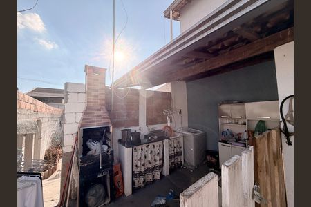 Casa à venda com 234m², 4 quartos e 2 vagasÁrea de Serviço com Churrasqueira - Casa 2