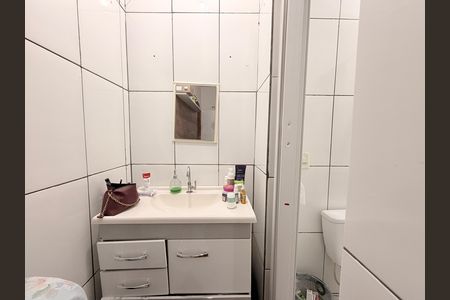 Casa à venda com 234m², 4 quartos e 2 vagasBanheiro 1 - Casa 3