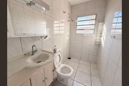 Casa à venda com 234m², 4 quartos e 2 vagasBanheiro Social - Casa 1